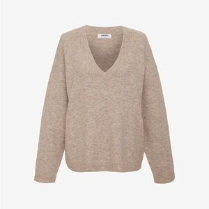 Hunter V Neck by viral brand Rumored in Heather Oatmeal